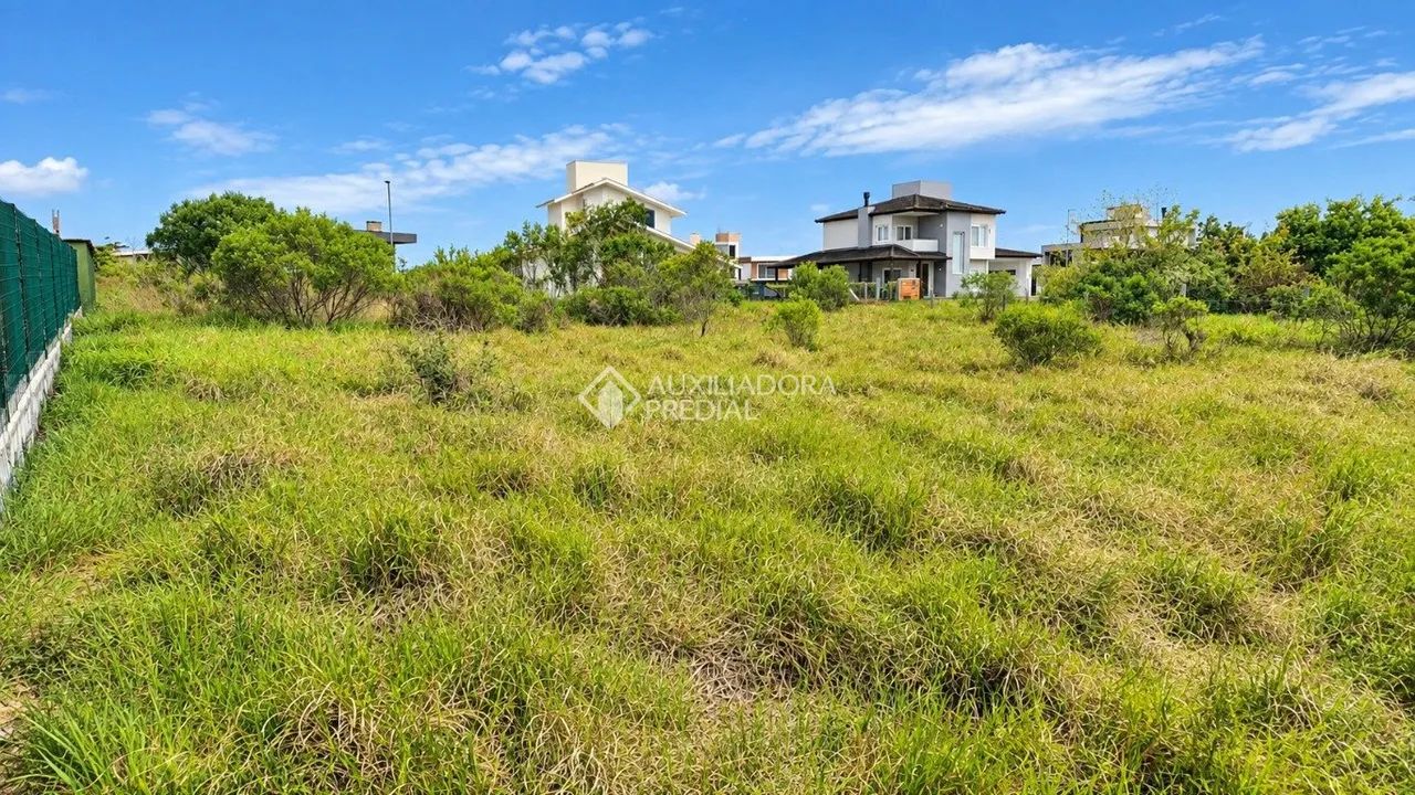 Terreno com 1.000m² às margens da Lagoa - Foto 5