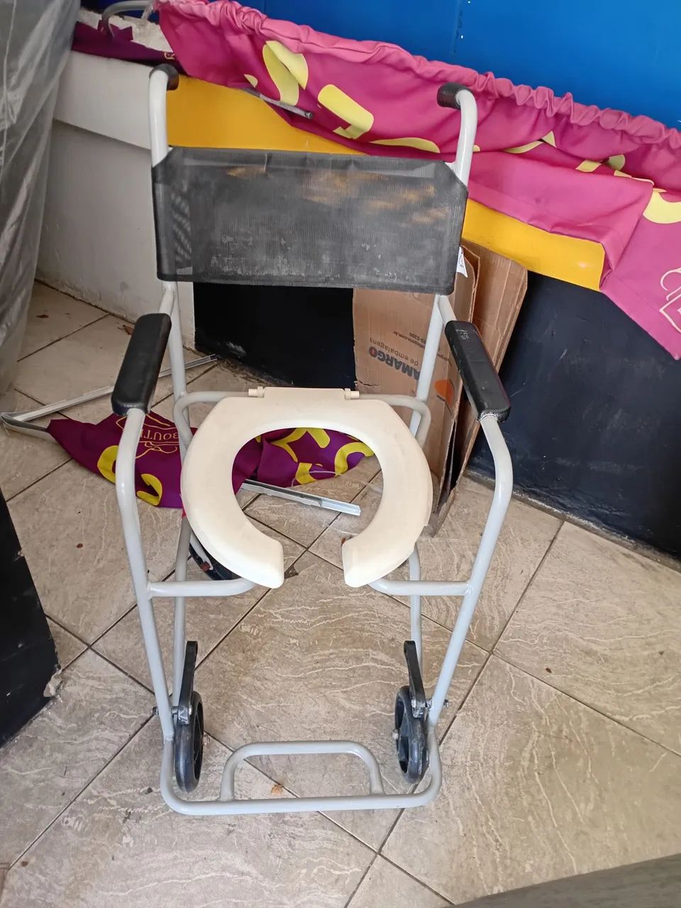 Cadeira especial de assento sanitario - Foto 2