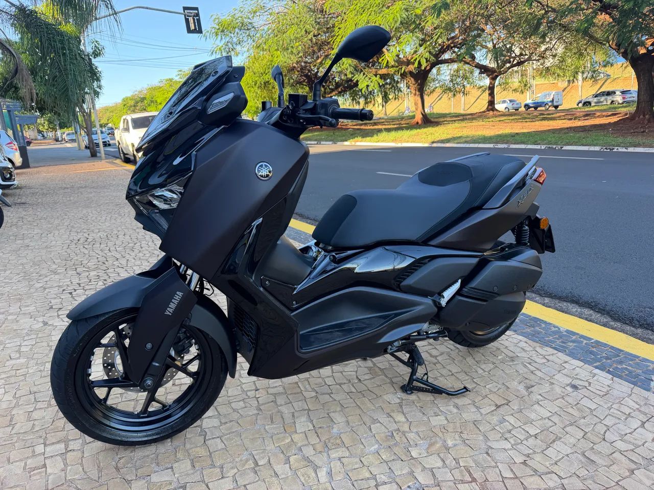 XMAX 300 Abs Connect  - Foto 2