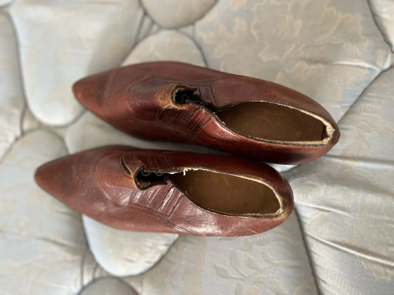 Dois pares de botas de legítimo couros - Foto 2