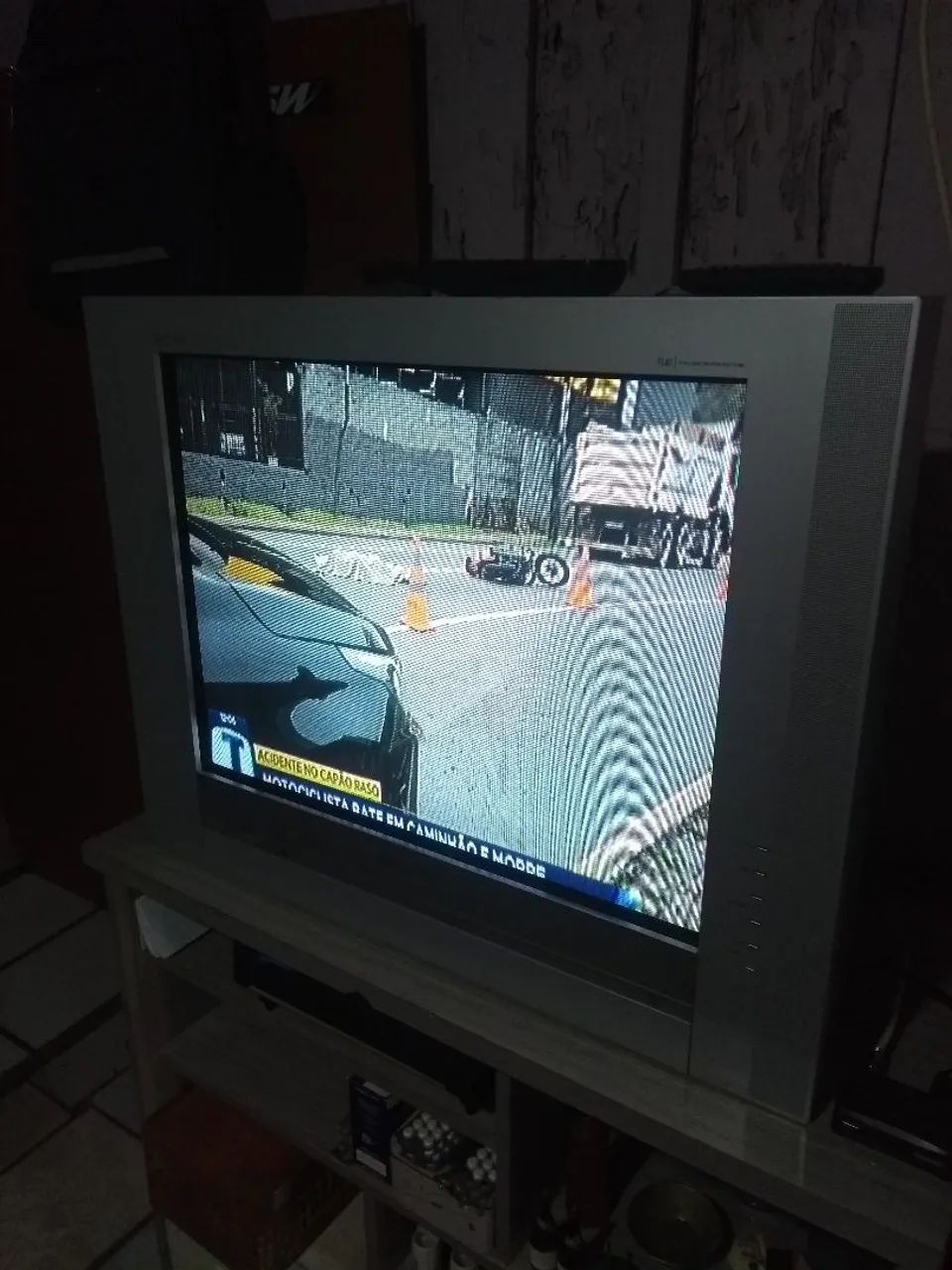 Tv de tubo 29p gradiente boa - Foto 3