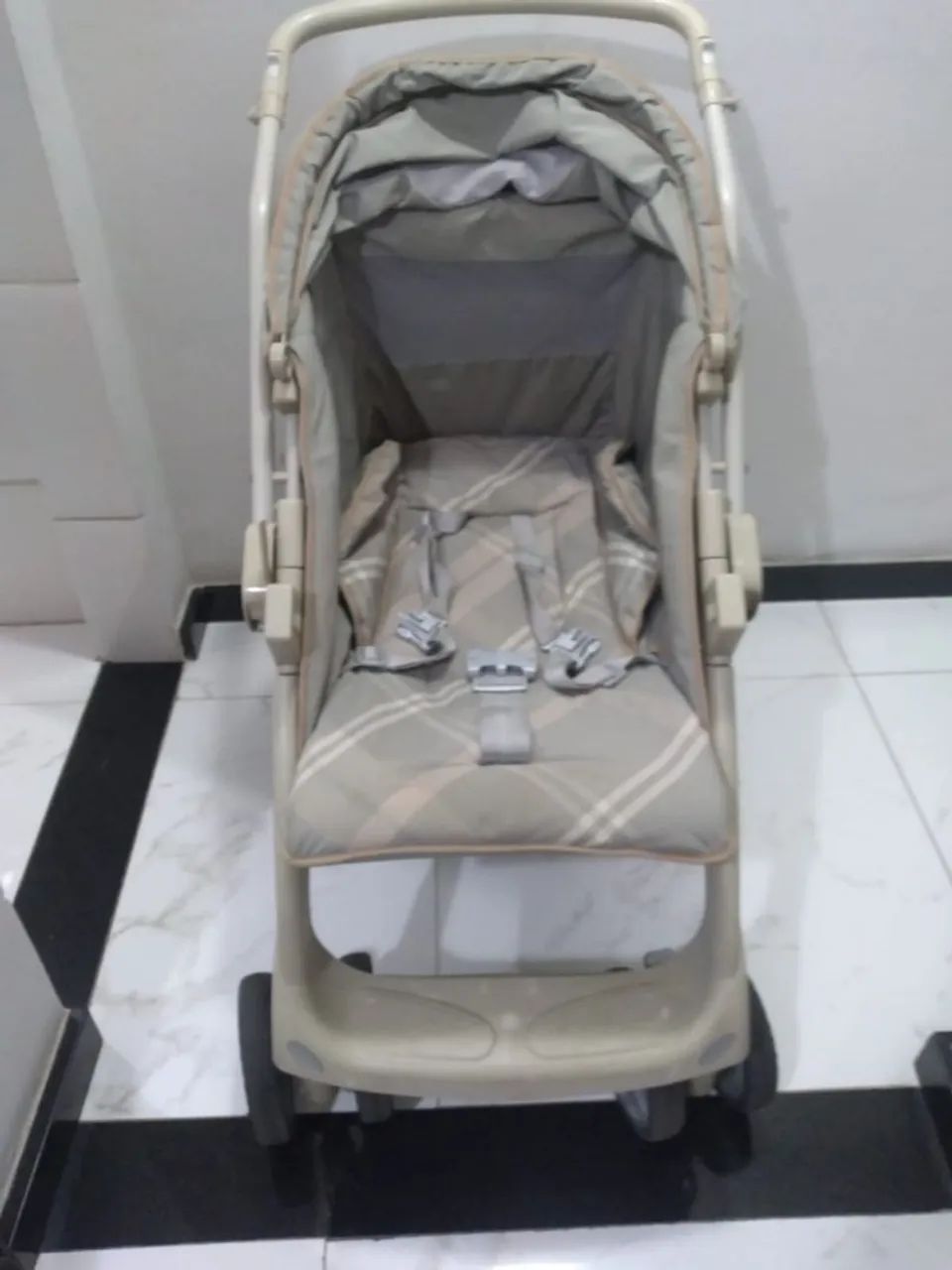 Carrinho de bebê com bebe conforto - Foto 5