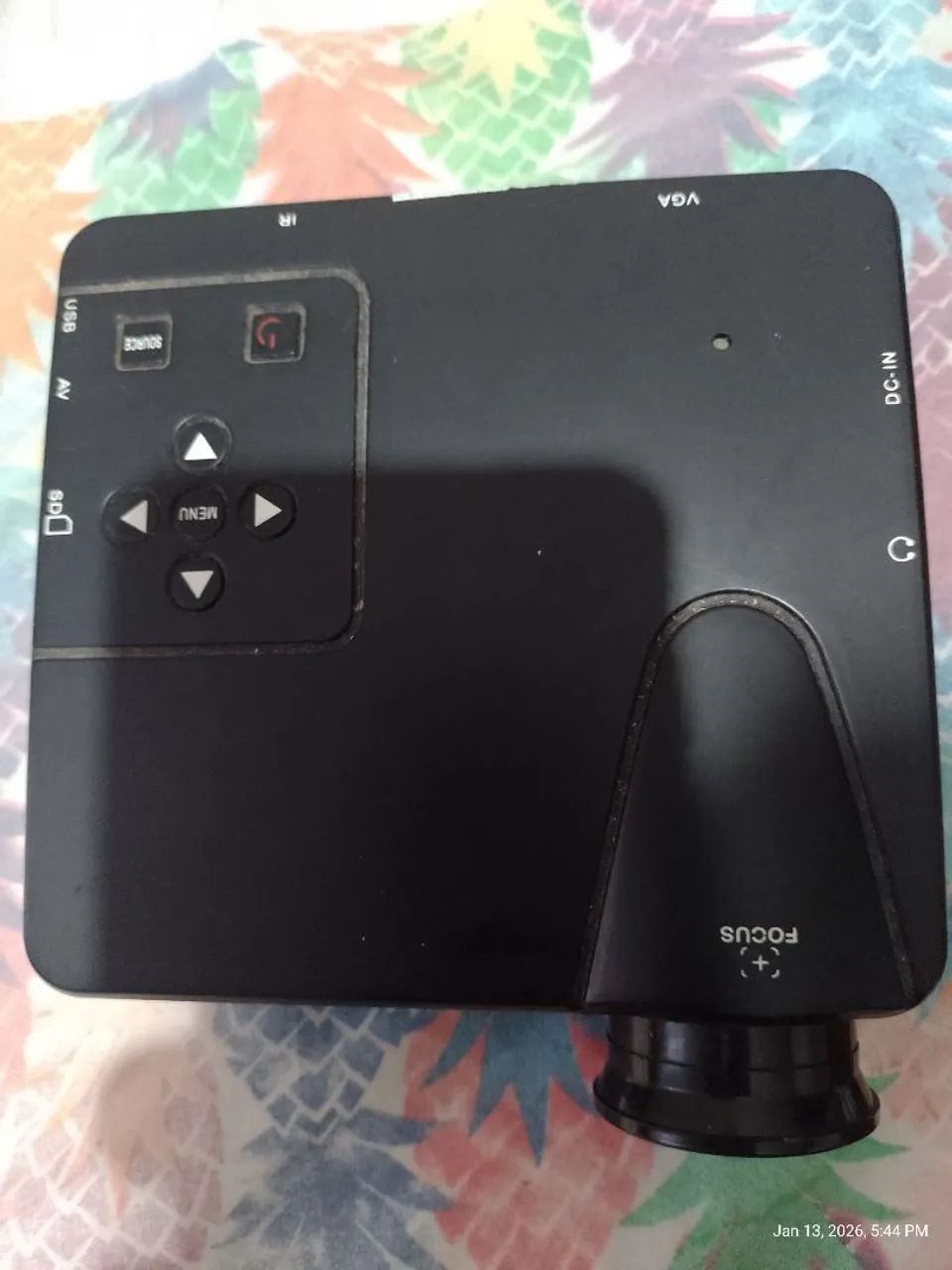 Projetor pequeno focus