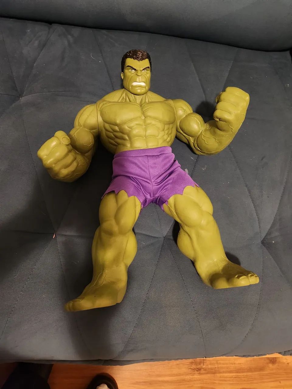 Boneco hulk grande