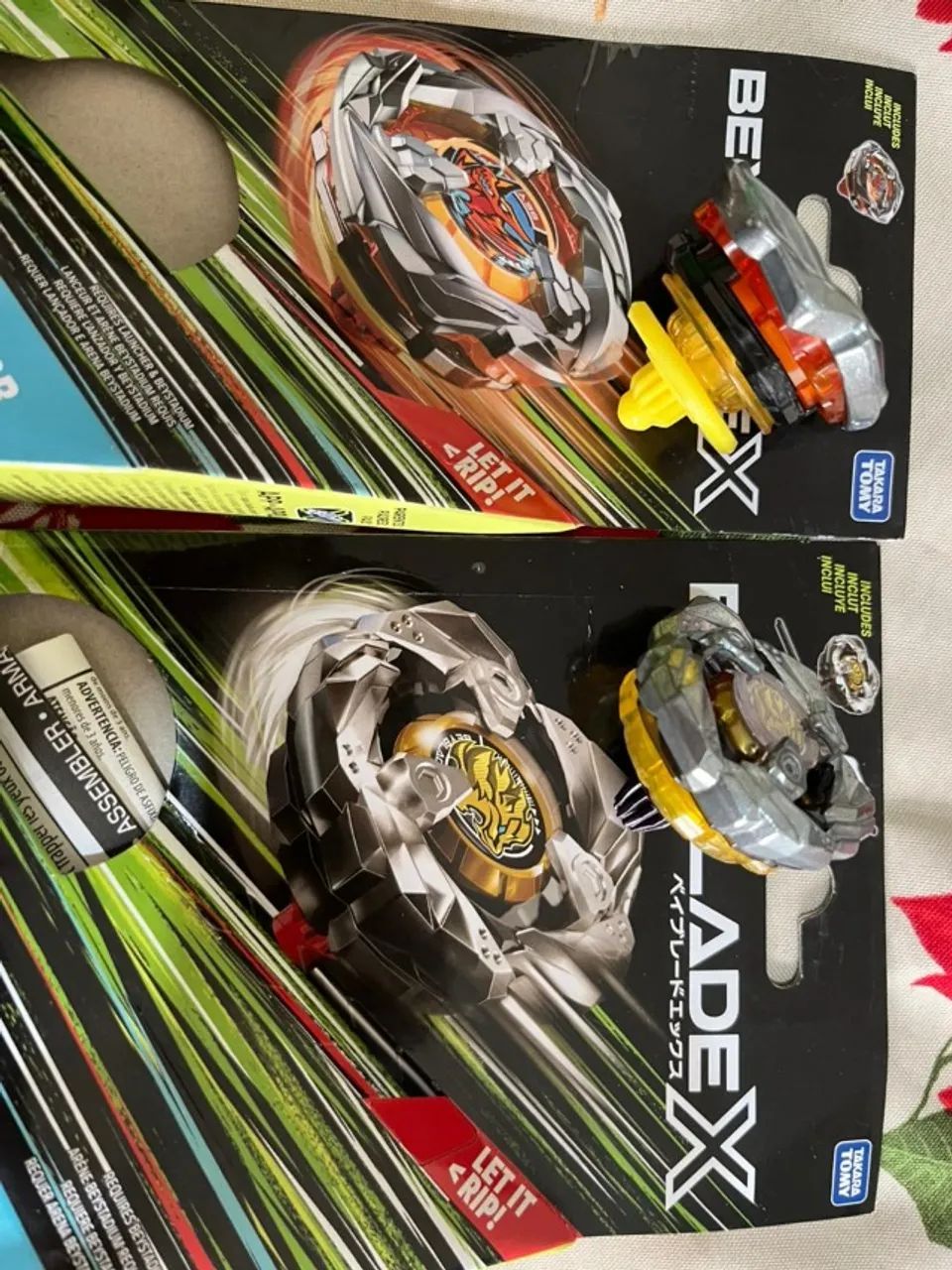 Set Beyblade X: Hells Brave 3-60GF + Blade Roar Tyranno + TALON PTERA 3-80 DB + LEON CLAW  - Foto 2