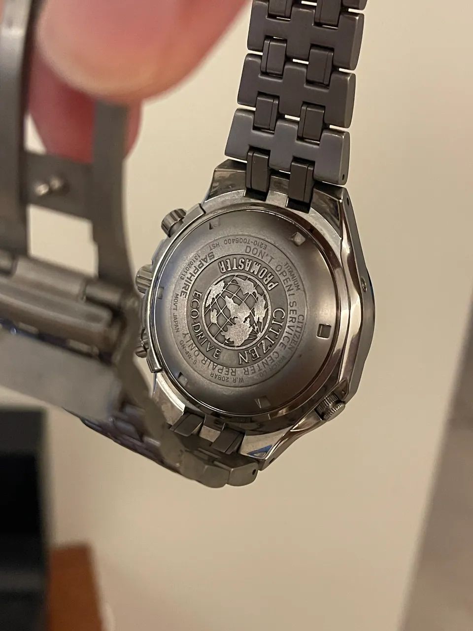 Citizen Calibre 2100 Titanium Eco-Drive Chronograph AV0021-52H