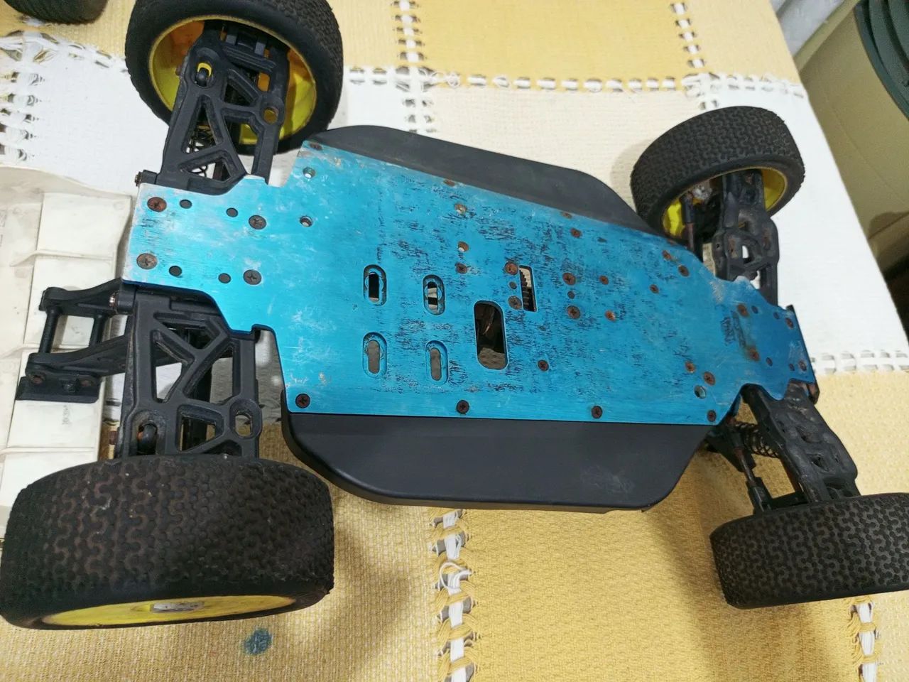 Chassis automodelo Duratraxx 1/8 - Foto 5
