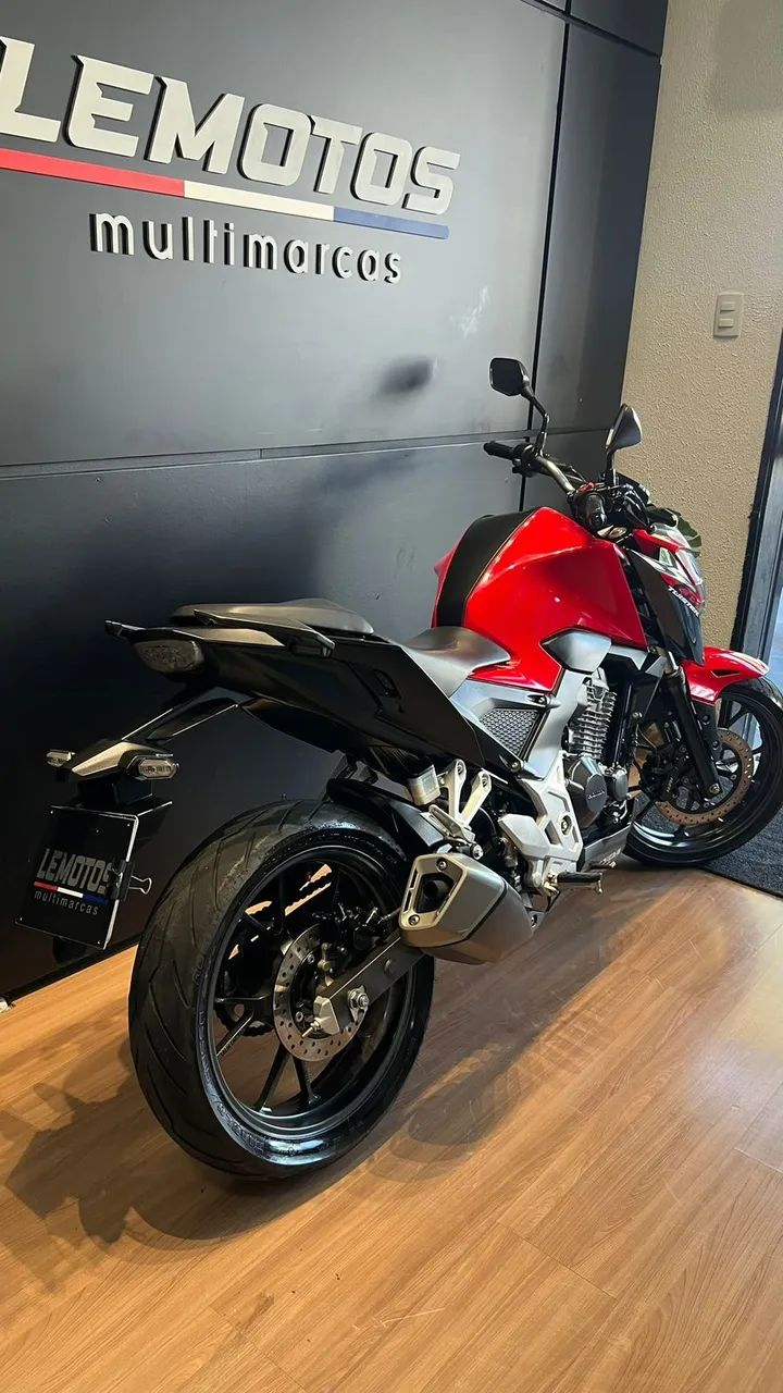 CB 300F Twister Flex - Foto 4