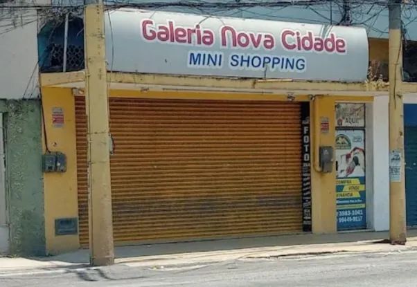 Loja em galeria comercial 