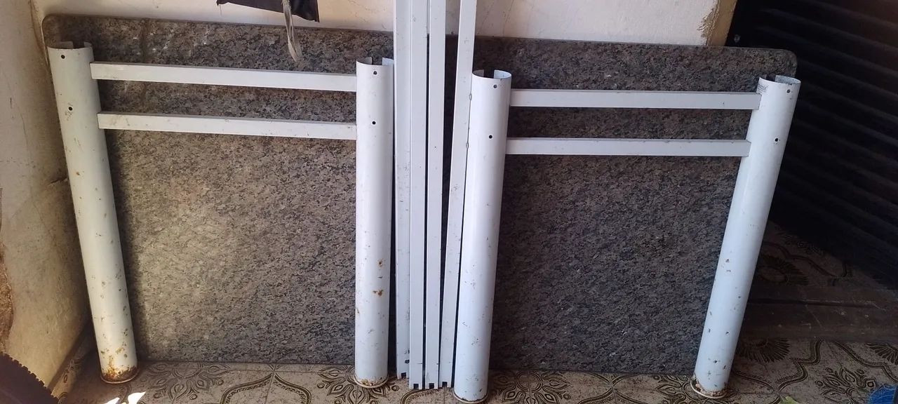 Mesa com pedra de mármore  - Foto 2