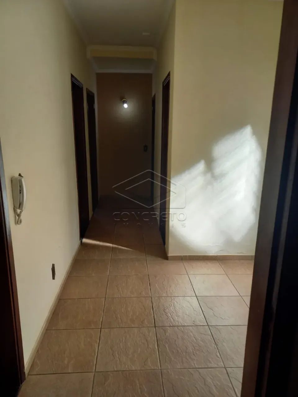 EXCELENTE RESIDÊNCIA DE 3 DORMITÓRIOS E 1 SUÍTE - Foto 4