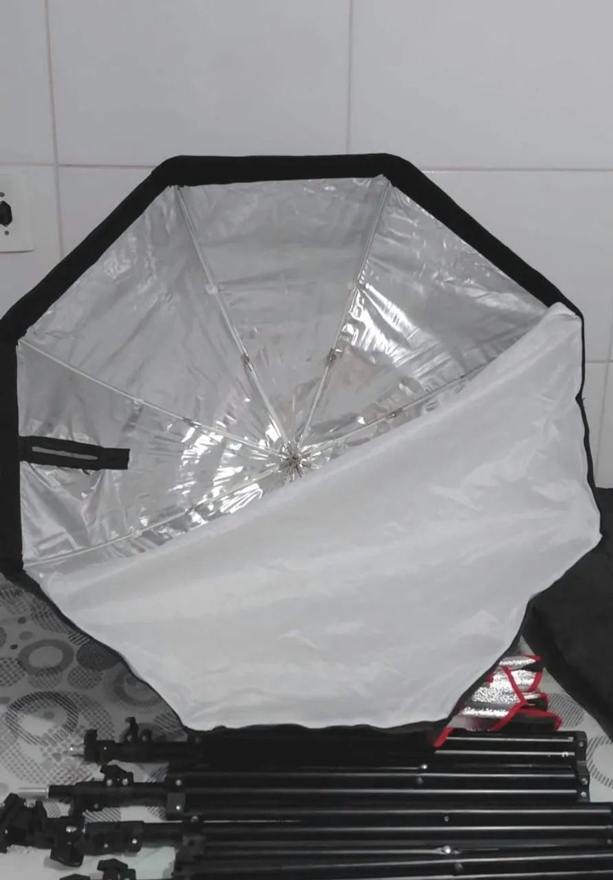 Softbox octagonal 80cm com tripé 