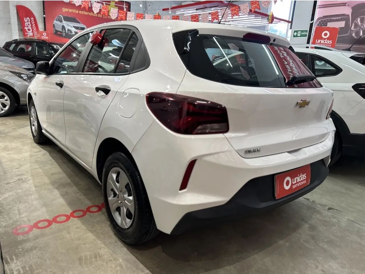 Chevrolet Onix Hatch 1.0 12V Flex Mec. 4P, foto 6 de 16
