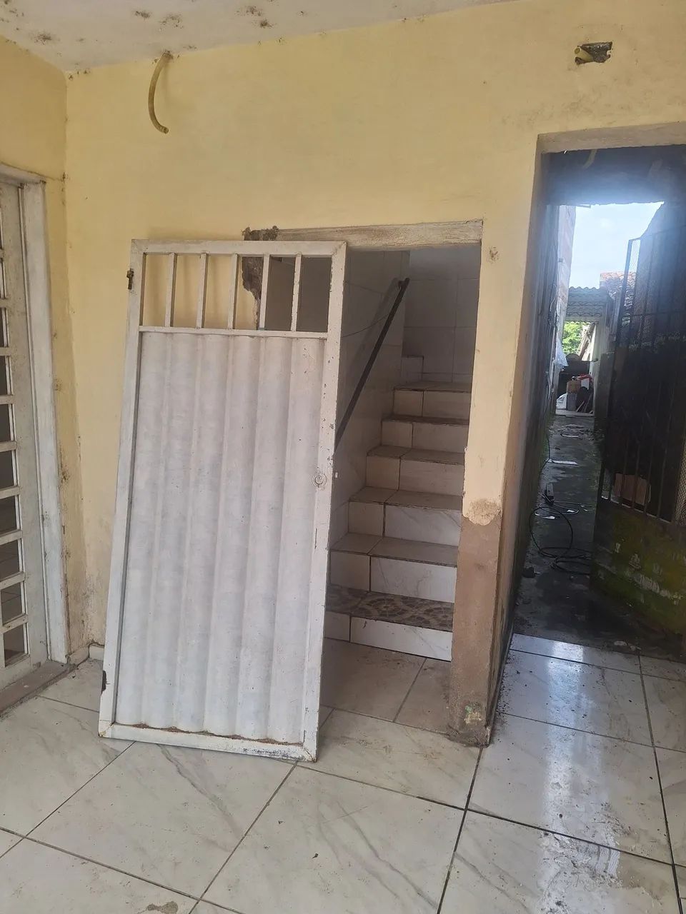 Alugo primeiro andar comercial na forene - Foto 4