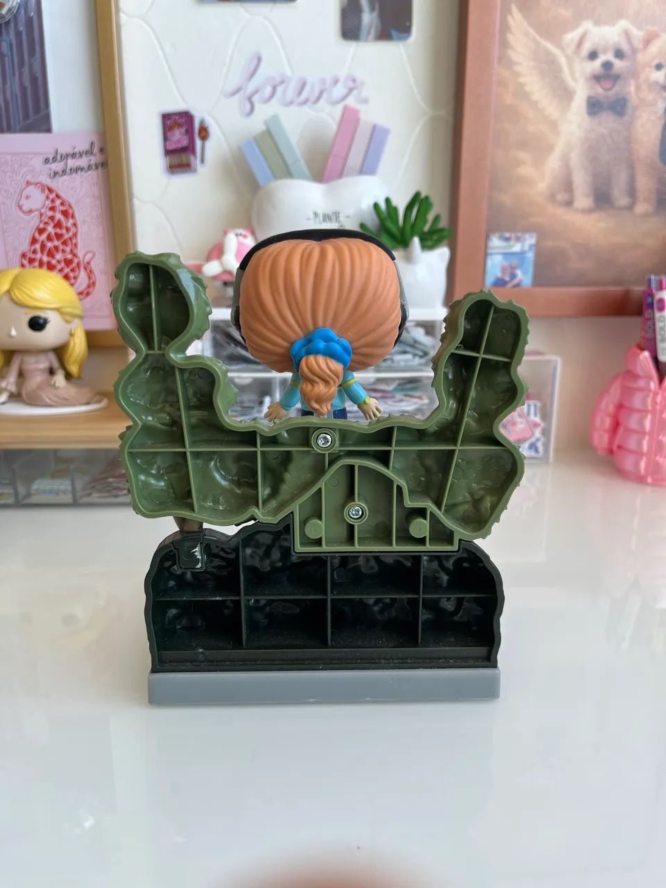 Funko POP! Max at Cemetery (1544) - Foto 3