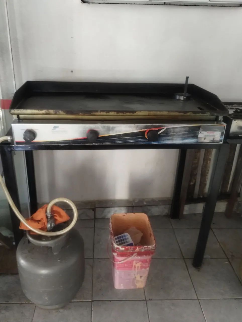 Vendo fundo sanduíche e pizzaria com mercadoria 