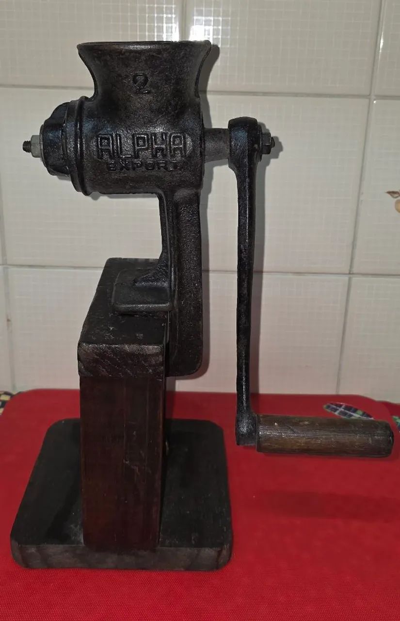 Moedor antigo Alpha 2