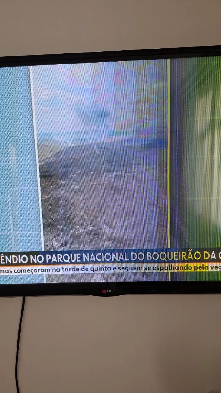 TV LG 50 POLEGADAS LCD EXCELENTE ESTADO - Foto 4