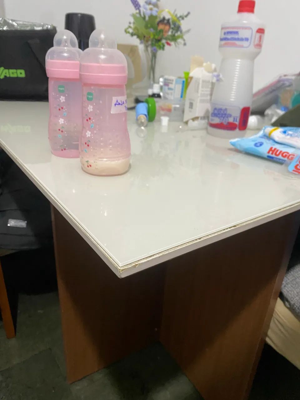 Vendo mesa com tampo de vidro - Foto 3