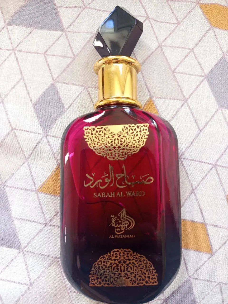 Perfume Sabah árabe feminino lacrado