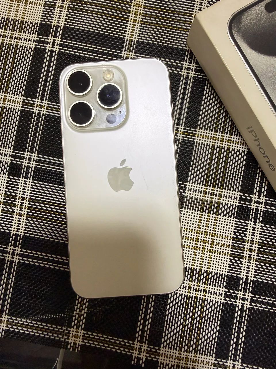 iPhone 15 Pro e iPhone 16 Pro - Foto 4