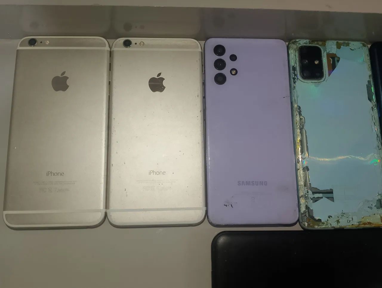 Celulares quebrados - Foto 2