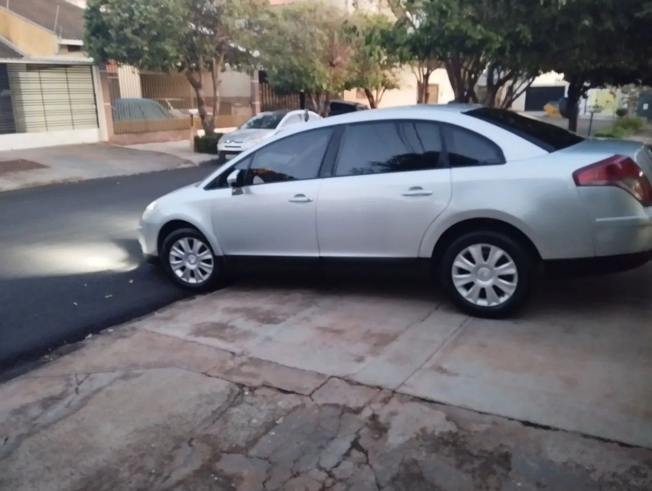 Citroën C4 C4 PALLAS GLX 2.0/2.0 Flex 16V Mec. 2012