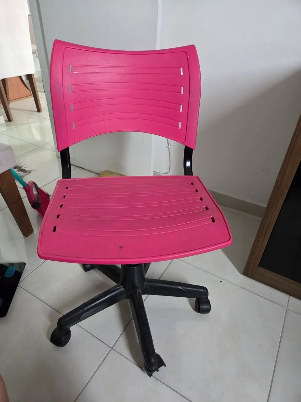 Cadeira de estudo  - Foto 2
