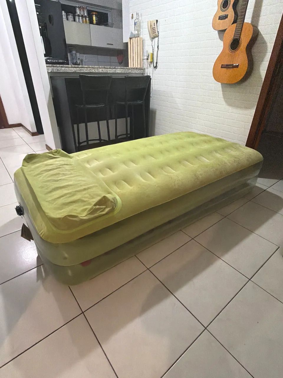 Colchão de inflar alto