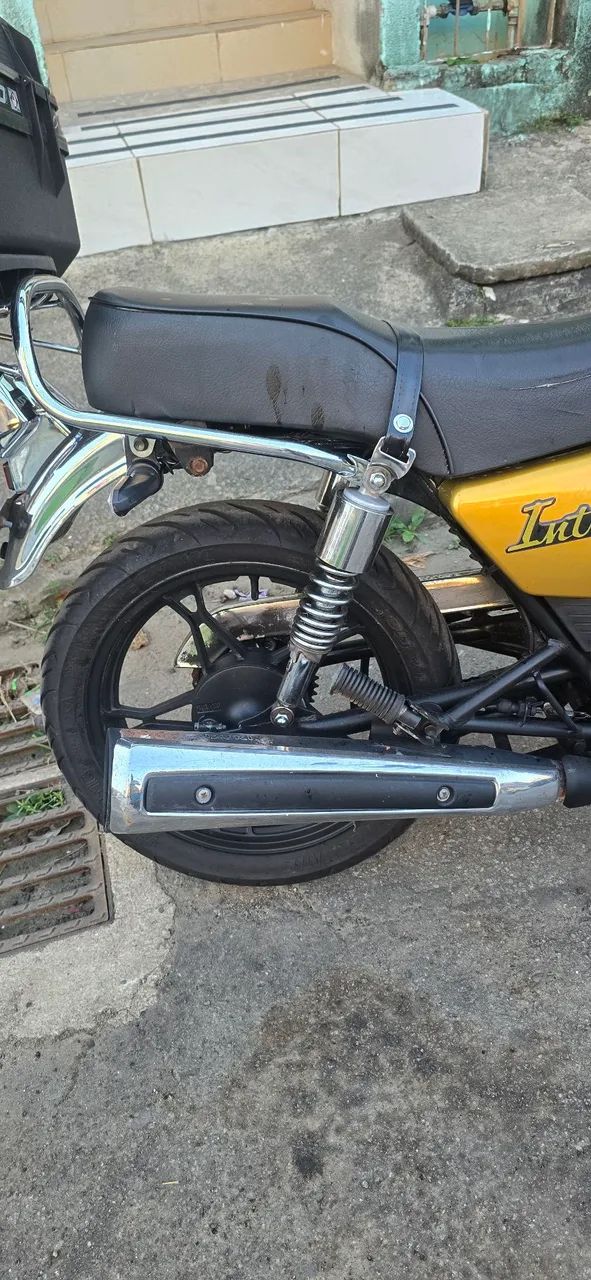 Intruder 125 - Foto 2