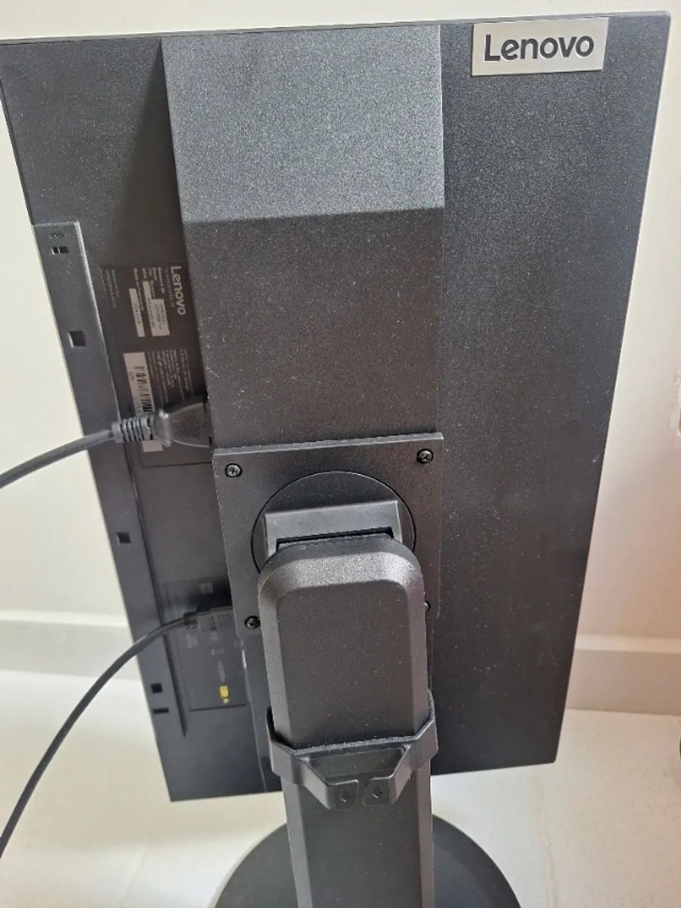 Monitor Lenovo S22 - Foto 3