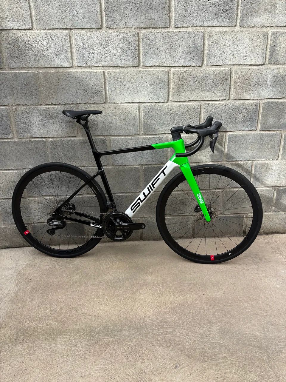 Vendo Swift Univox 2026 - Foto 2