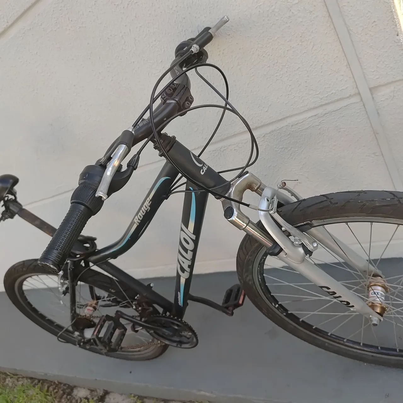 Bicicleta Caloi Aro 26 - 21 marchas - Alumínio  - Foto 5
