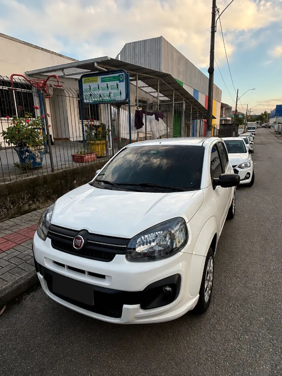 Fiat Uno Drive 1.0 Flex 6V 5P 2020 - Foto 2