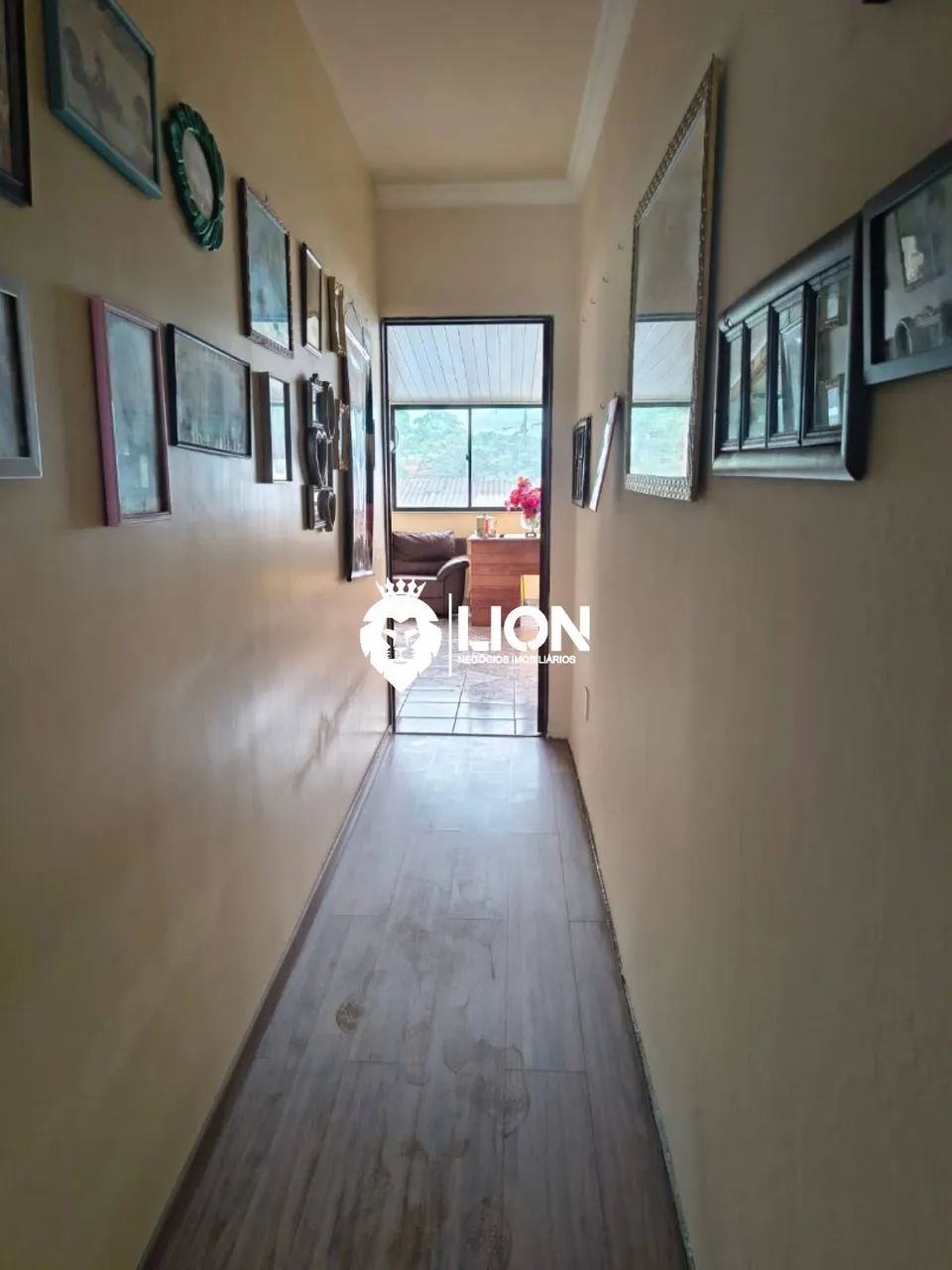 Sobrado Residencial e Comercial  Espaço, Conforto e Versatilidade! - Foto 4