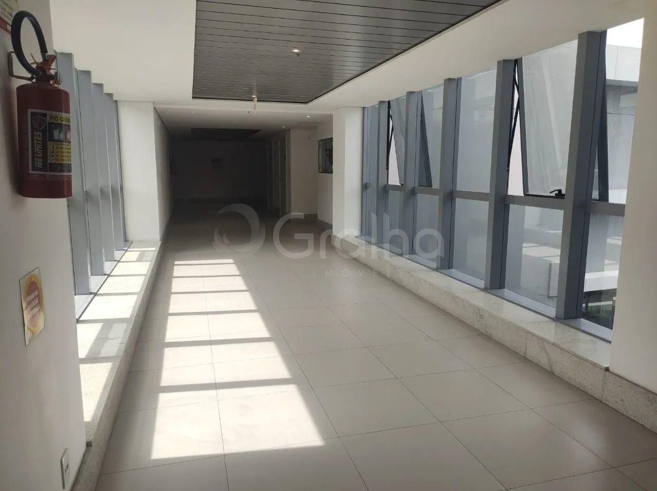 Sala comercial de 46m² no Saco Grande - Foto 4