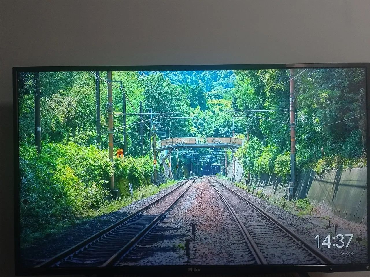 Smart TV 50" Philco + Chromecast - Cinema em Casa (Motivo Mudança) - Foto 5