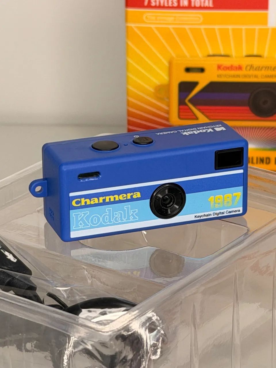 Kodak Charmera ブルー Kodak Charmera - Mini Câmera Digital Colecionável com Design Retrô