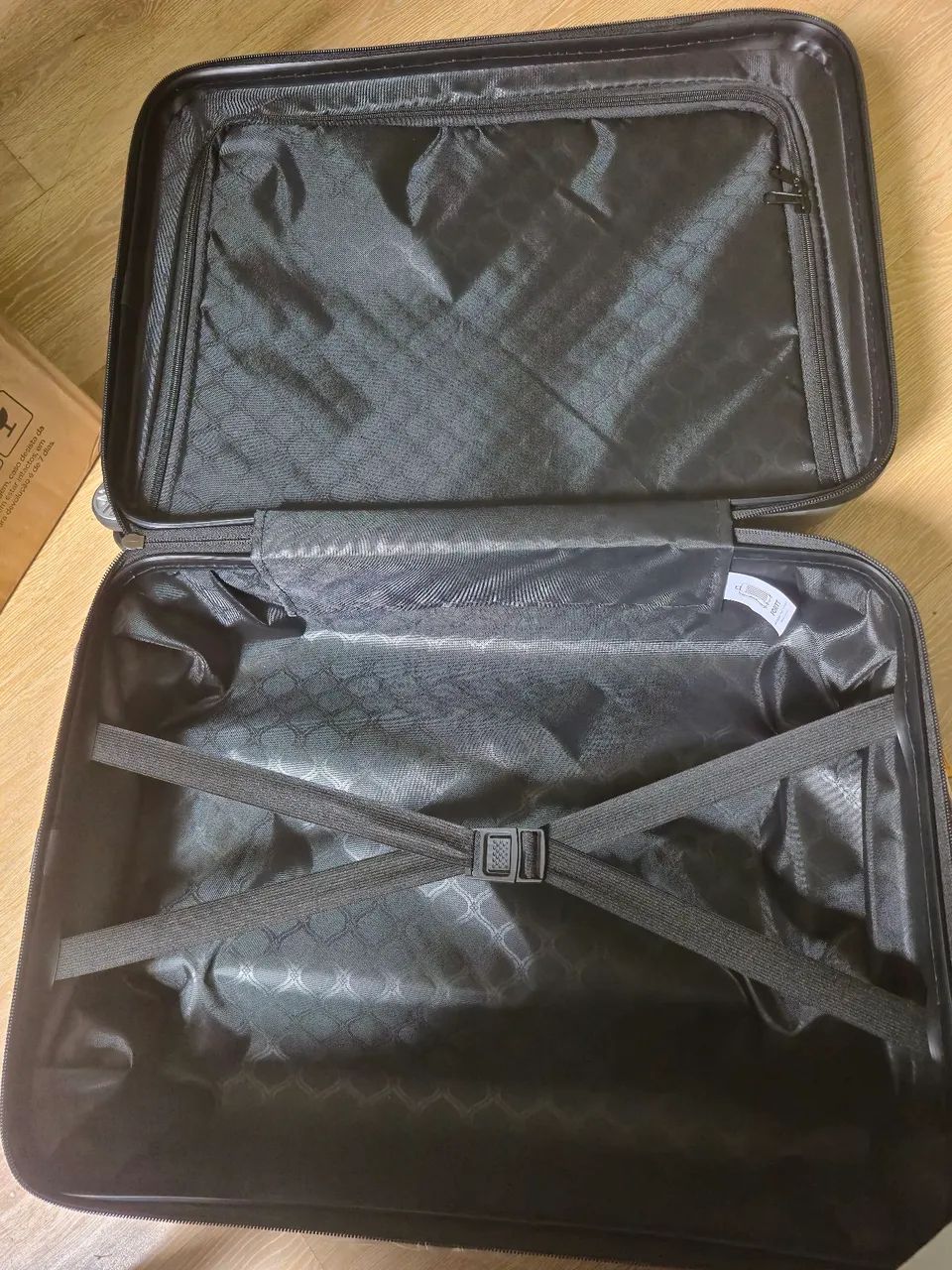 Mala de Viagem Nova Nunca Usada 10 Kg Valor negociável  - Foto 5