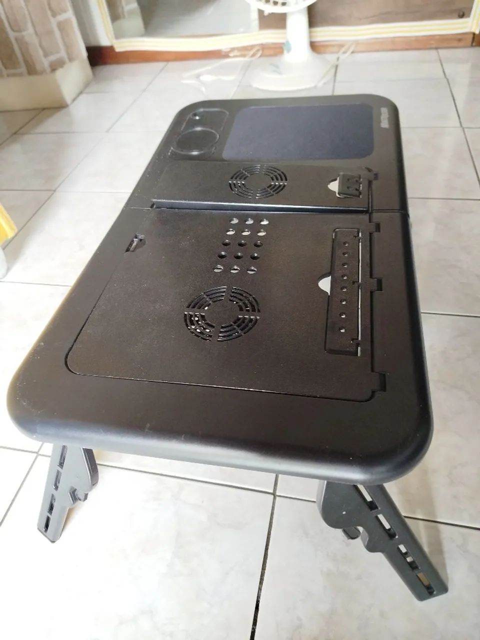 Suporte de mesa dobrável para notebook da Multilaser. - Foto 2