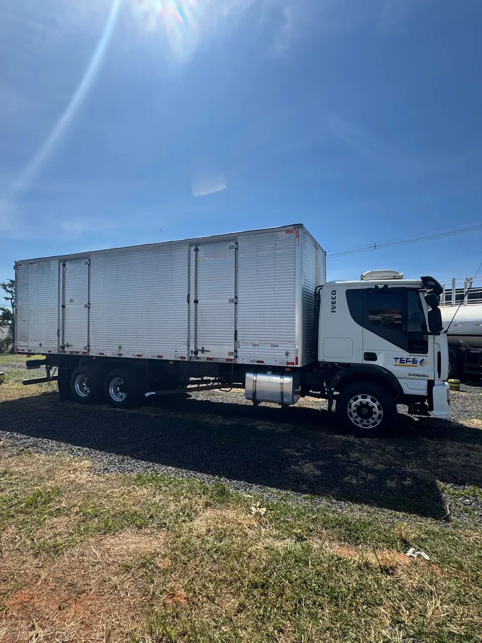 Vendo Iveco TECTOR 240E25s - Foto 2