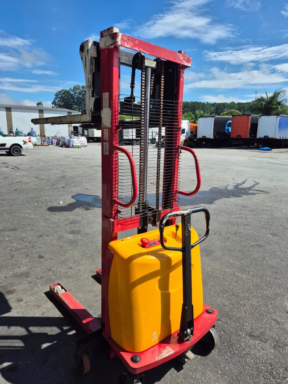 Empilhadeira Elétrica Manual 1600 kg - Foto 4