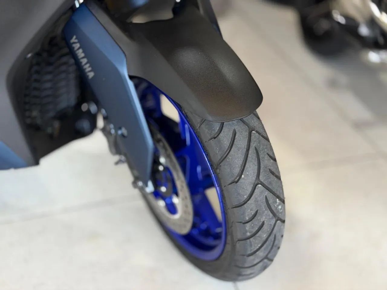 YAMAHA XMAX 250 CONNECTED - Foto 3