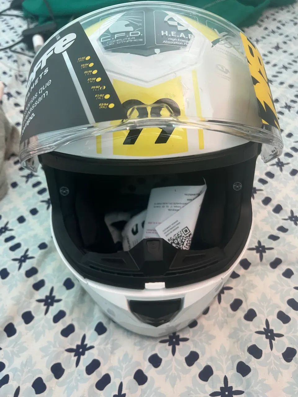 Capacete exclusivo 99