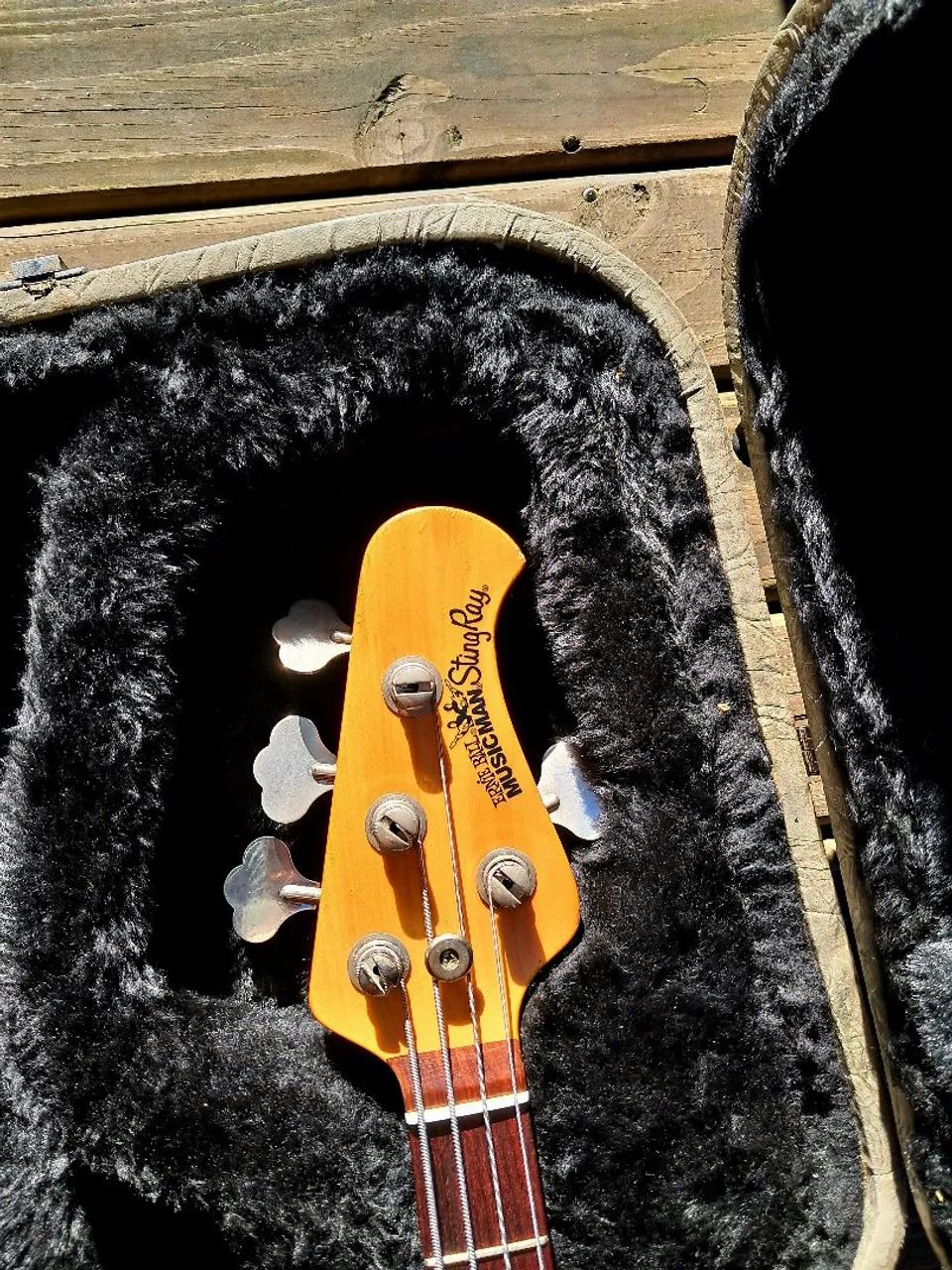 Music Man Stingray 2008 4C - Foto 4