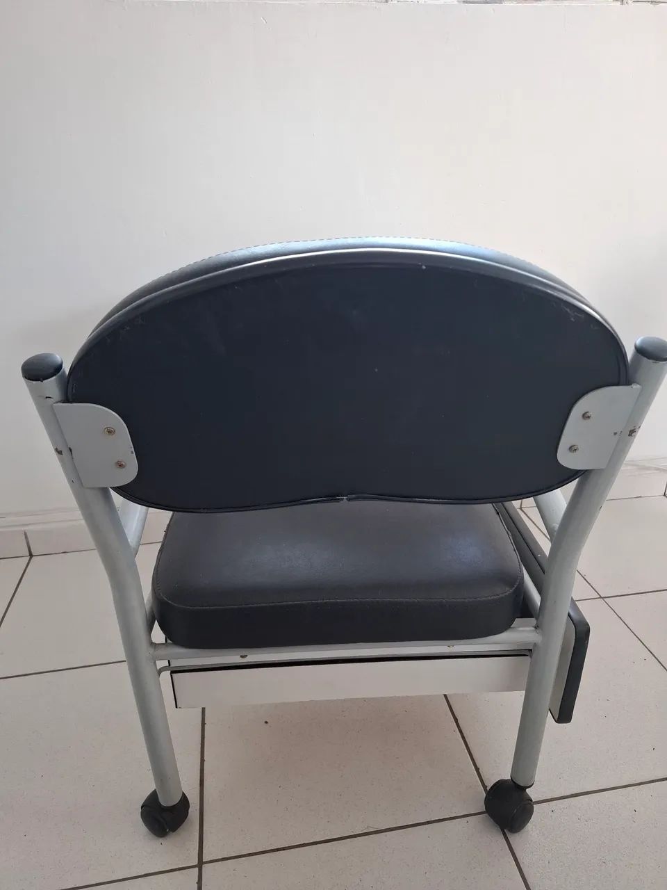 Cadeira para manicure - Foto 4