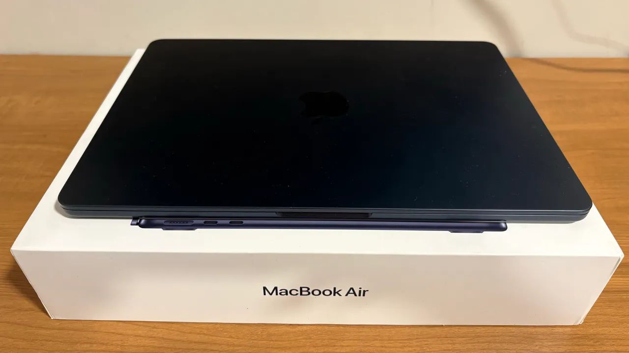D*a様 MacBook Air M2 13インチ 16GB MacBook Air m2 13 pol 16gb - Notebooks - Campo Comprido, Curitiba