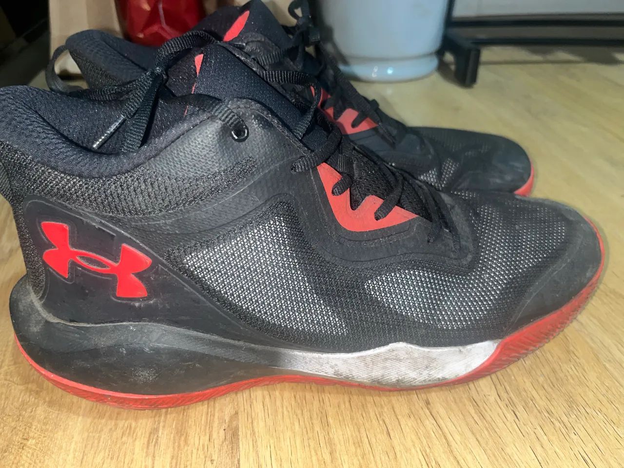 Tênis under armour tamanho 48