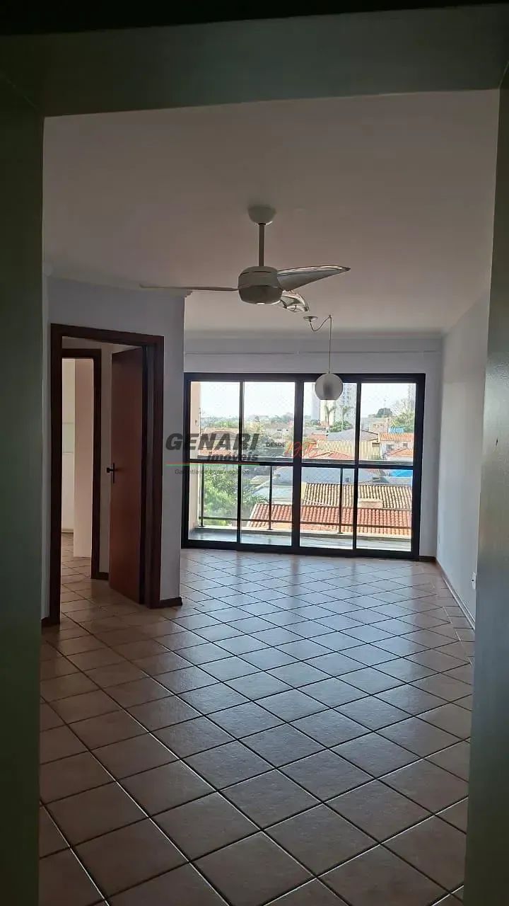 Amplo Apartamento à venda com 2 quartos no Edifício Juliana - Vila Sfeir, Indaiatuba, SP.