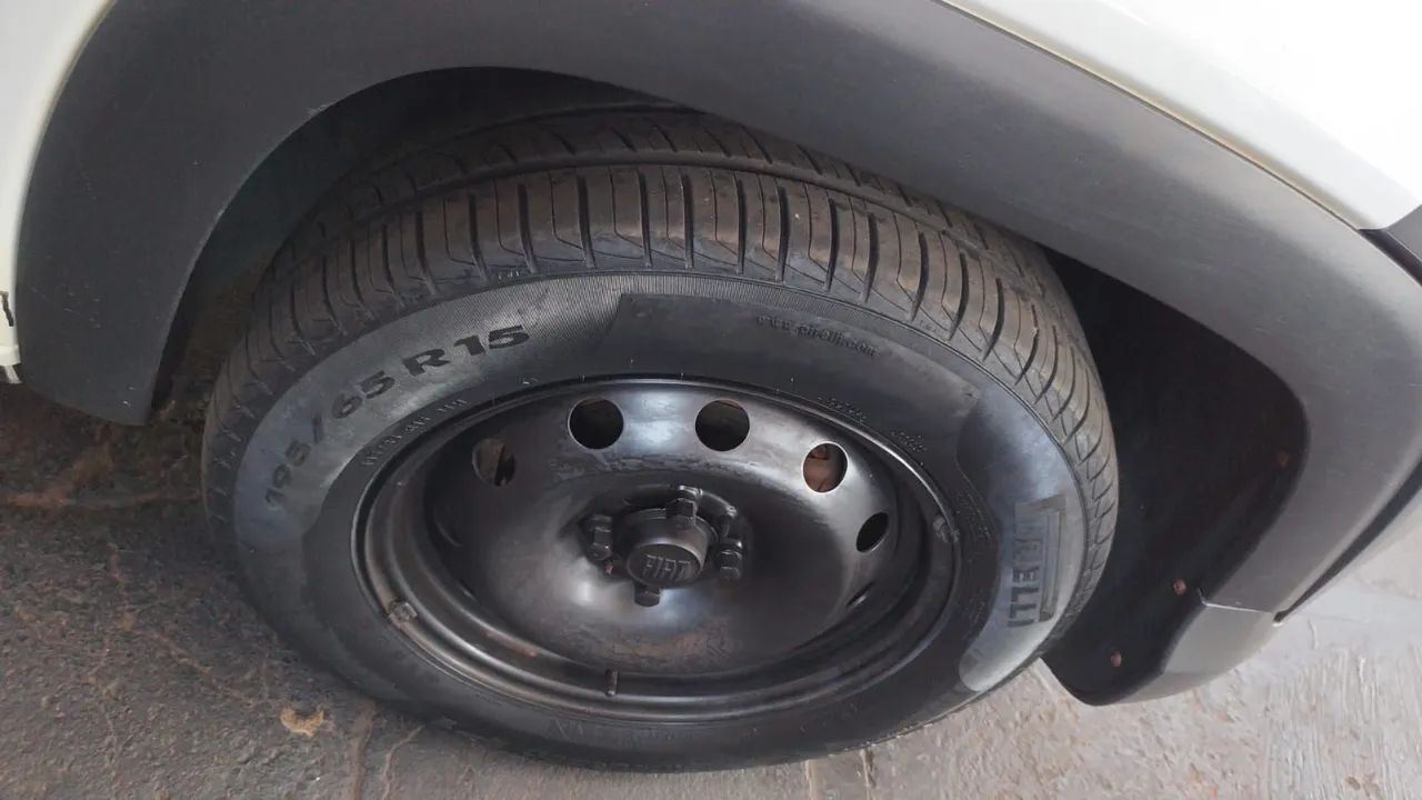 Fiat Strada Endurance 1.4 Flex 8V CS Plus 2022 - Foto 5